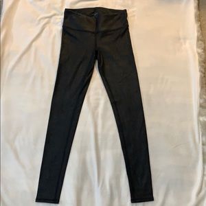 ALO YOGA airbrush leggings black xs brand new